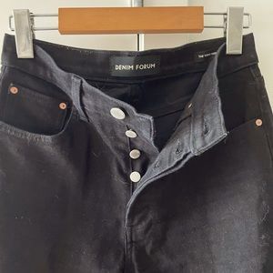 Black Denim Forum 26